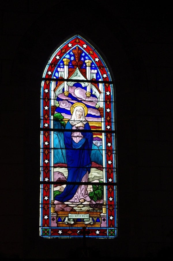 Auray - Kirchenfenster in St. Goustan